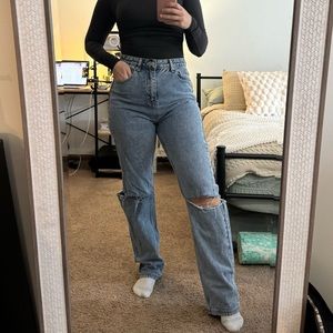 White Fox Boutique Straight Leg Ripped Knee Jean